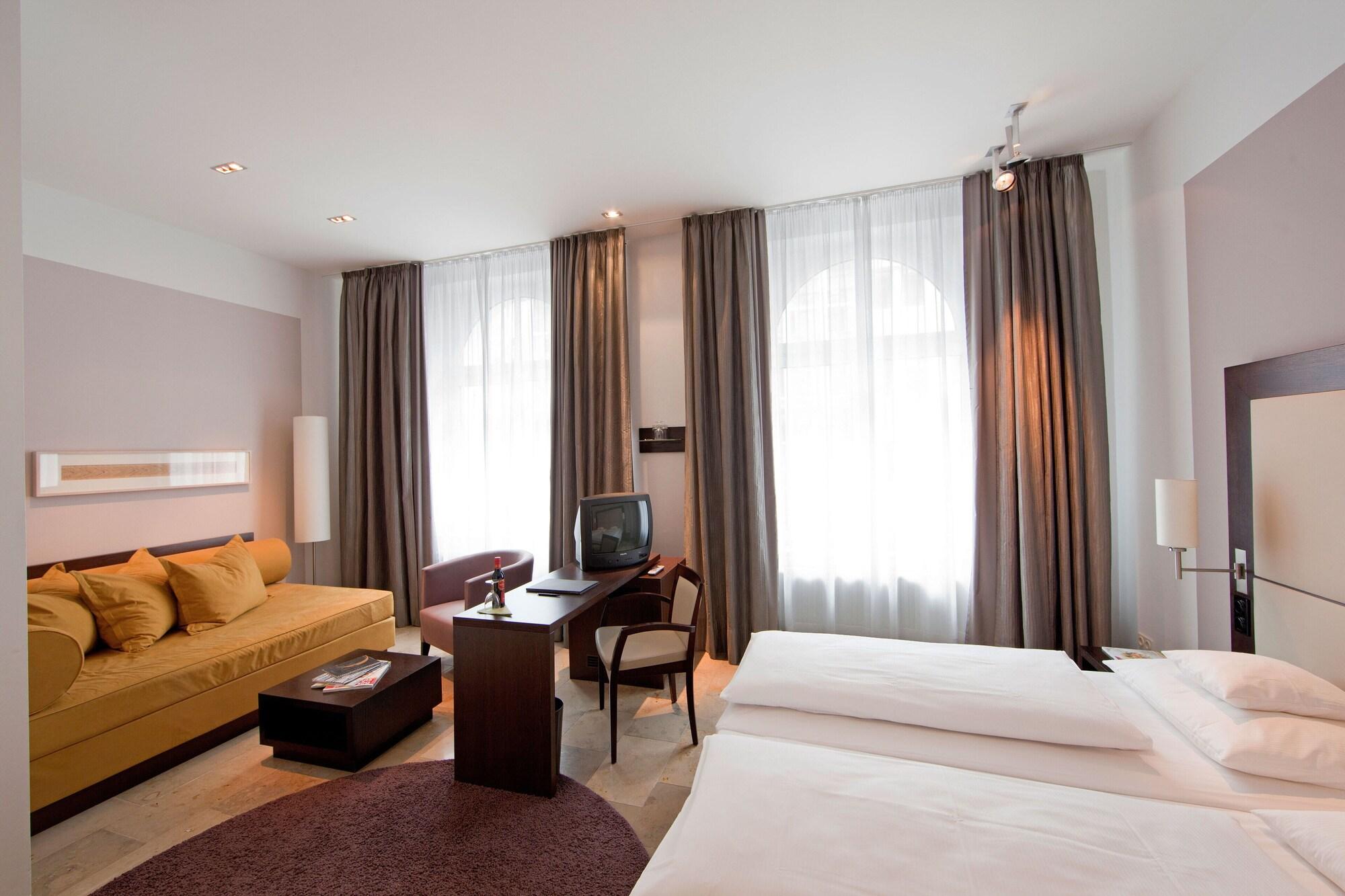 Burns Art Hotel Düsseldorf Chambre photo