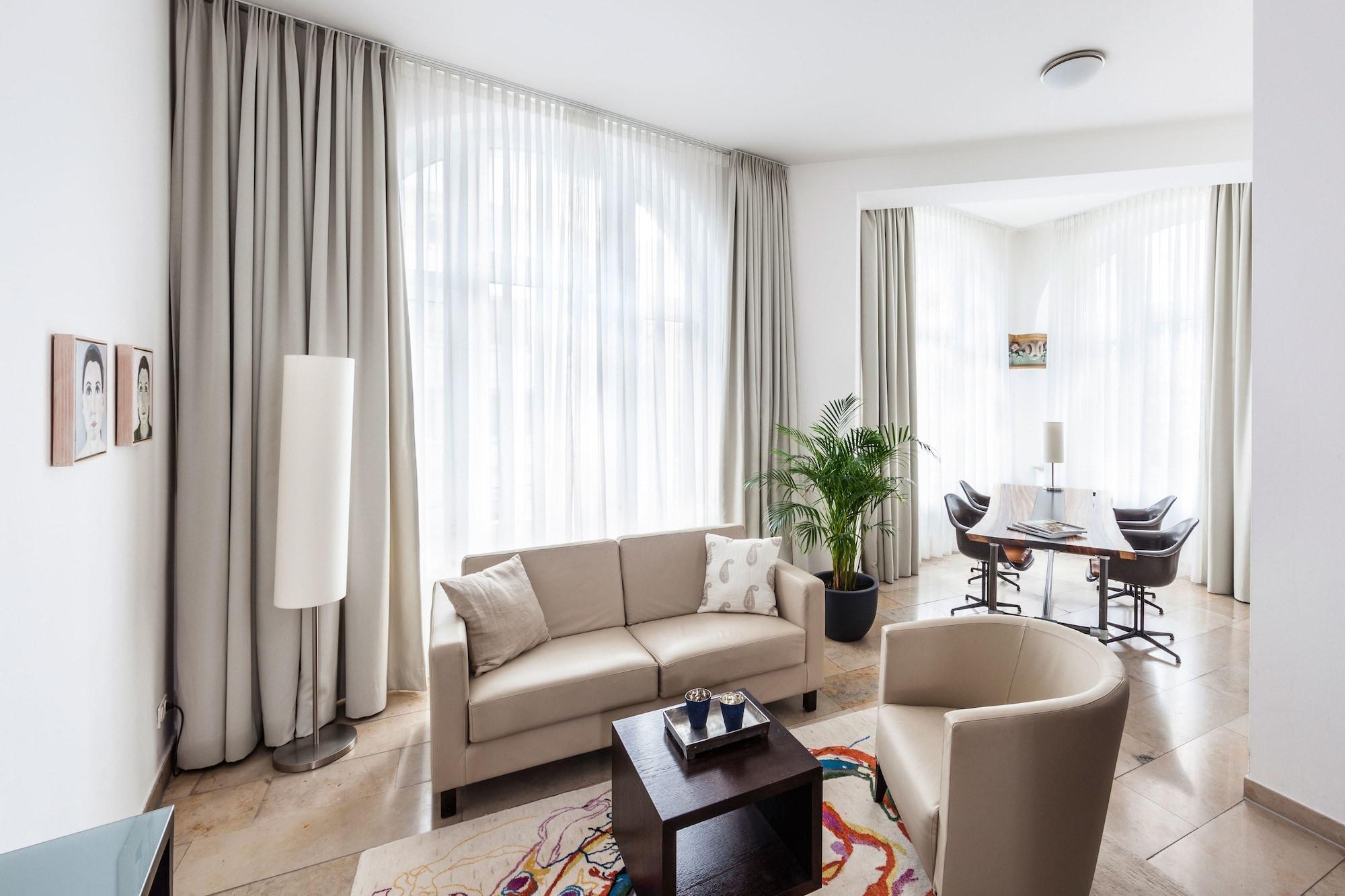 Burns Art Hotel Düsseldorf Extérieur photo