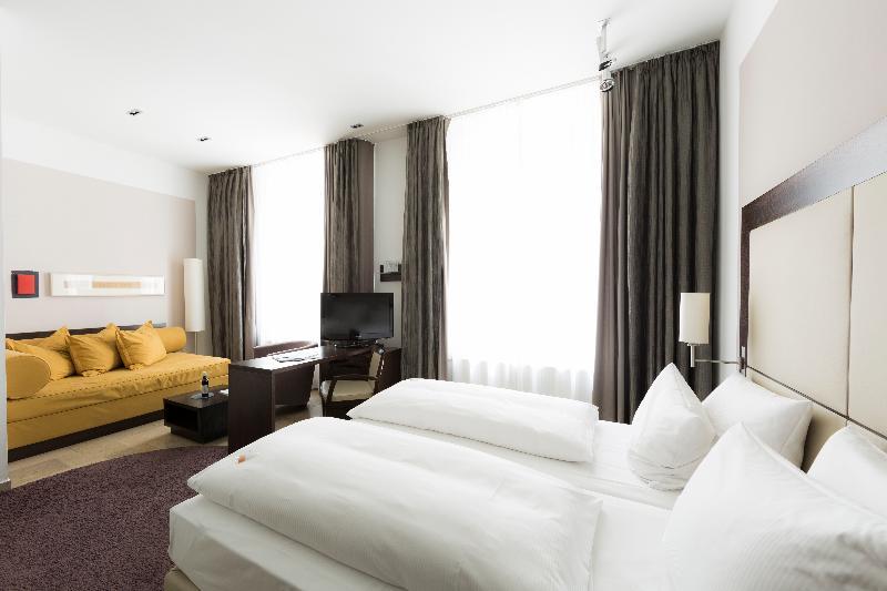 Burns Art Hotel Düsseldorf Extérieur photo